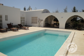 L 50 -                            بيع
                           VIP Villa Djerba